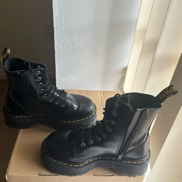 Dr. Martens Jadon Platform Boots - Picture 4 of 8